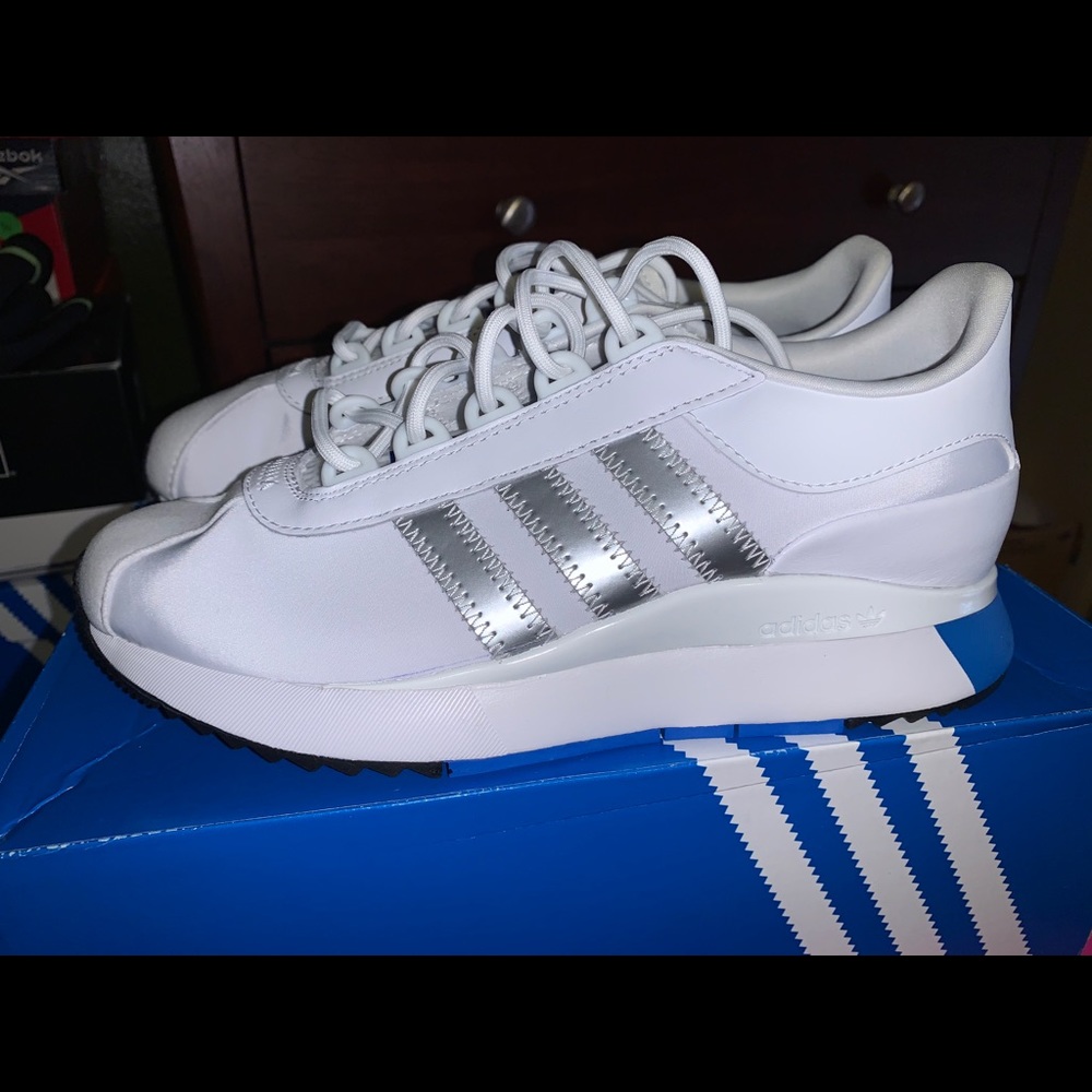 Adidas Andridge women’s sneakers